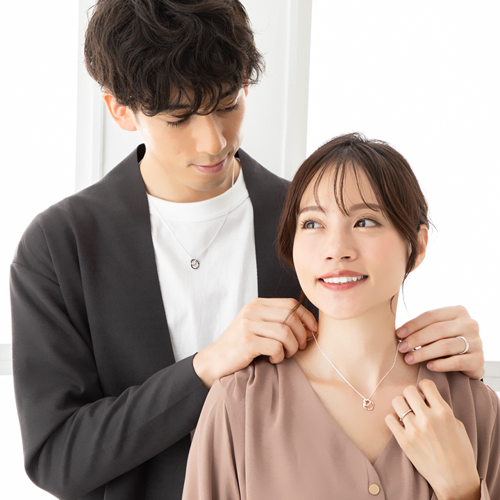 LOVERS SCENE 誕生石ペアネックレス