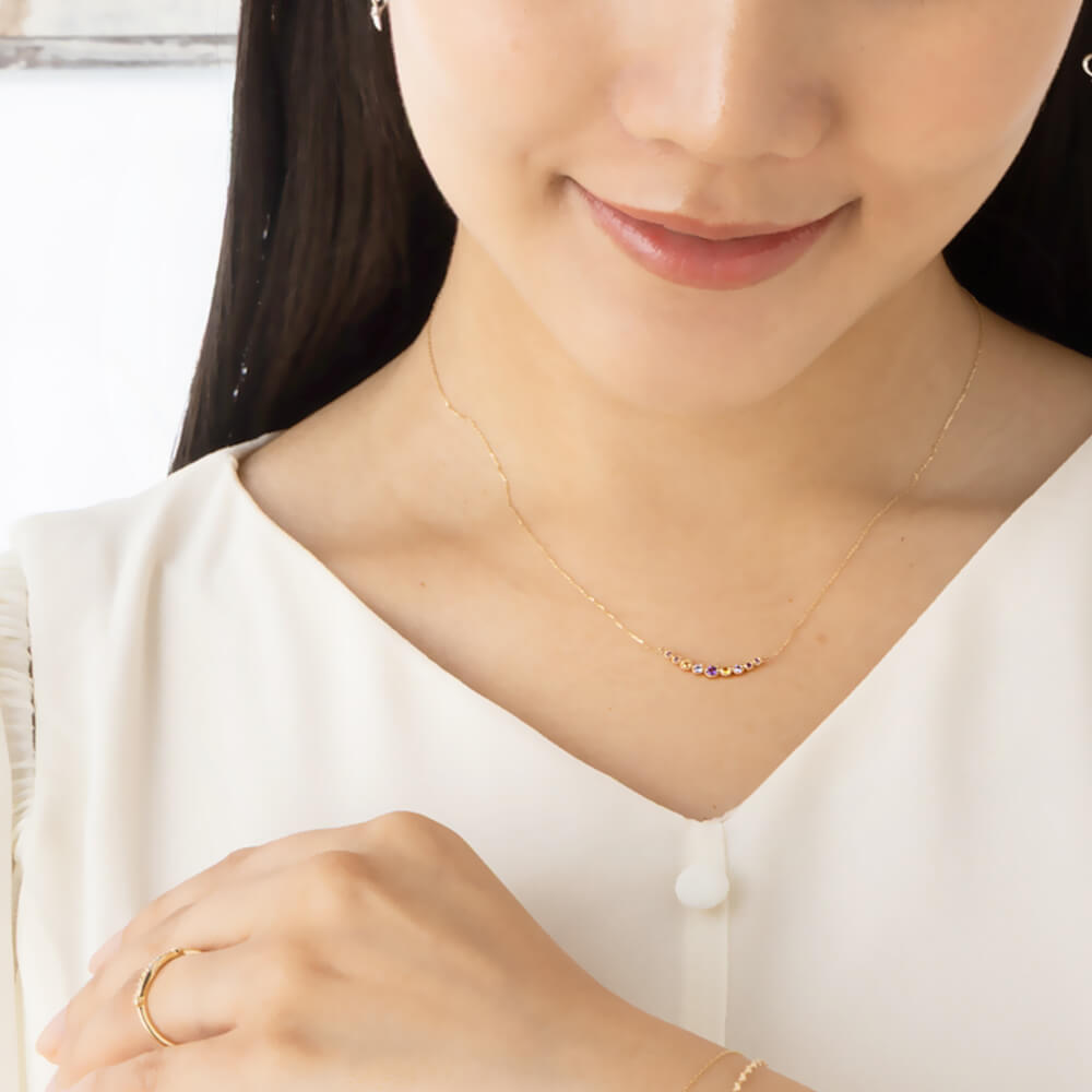 誕生石馬蹄ネックレス