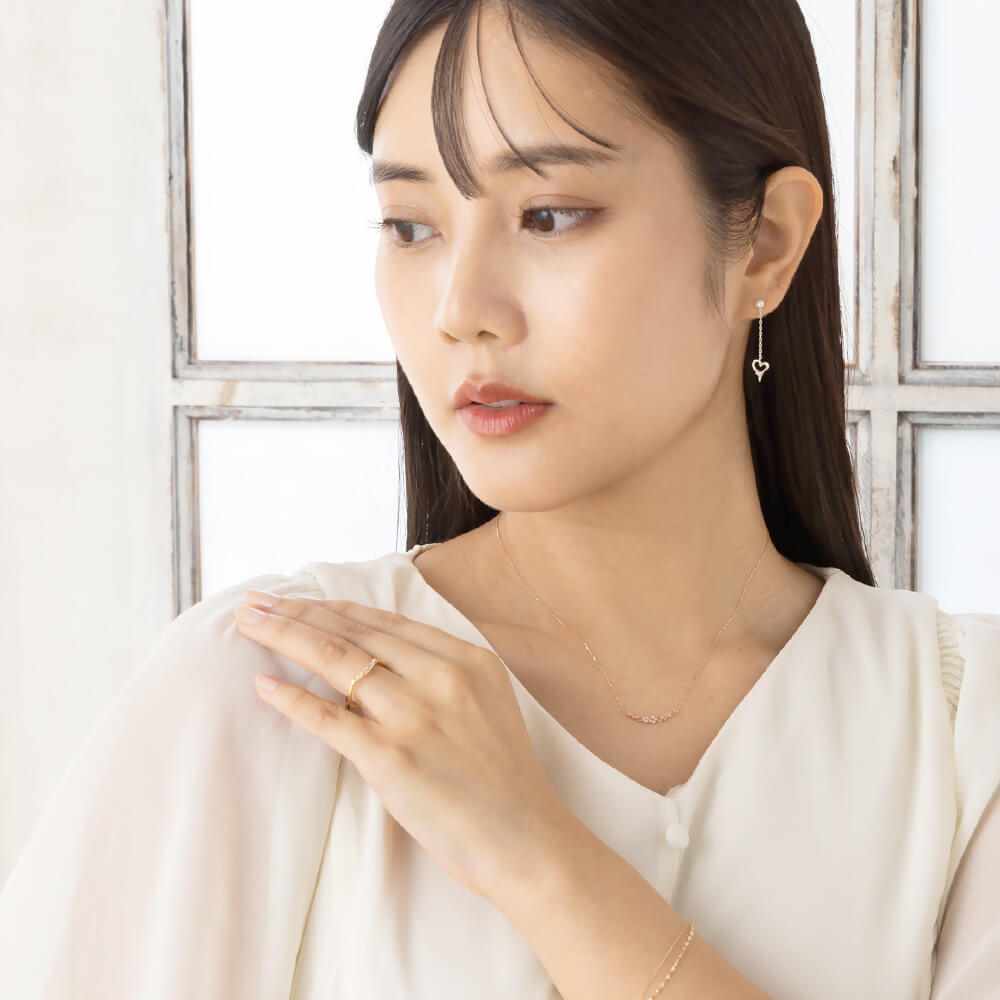 誕生石馬蹄ネックレス